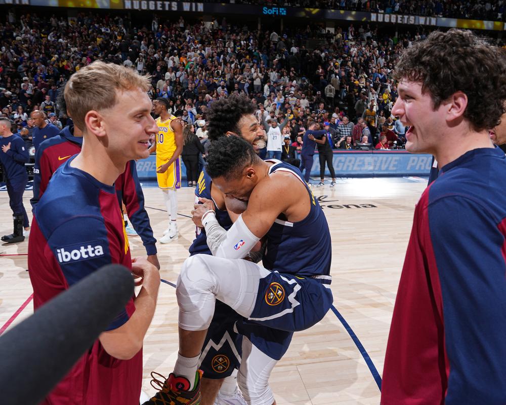 端的表现为 端的表现为