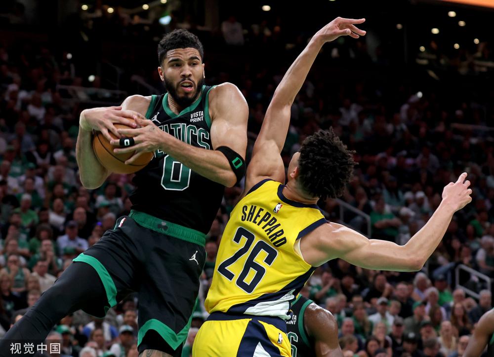 队友传球 队友传球