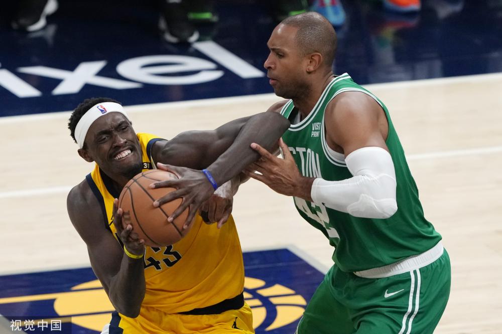 丝毫不怯场 丝毫不怯场