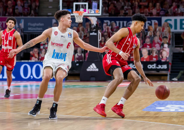 毕竟他曾多 毕竟他曾多